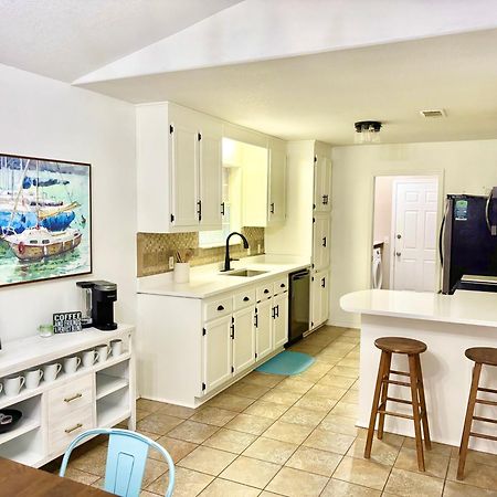 New! Close To Beach, Cozy, New Beds & Family Friendly 나바르 외부 사진