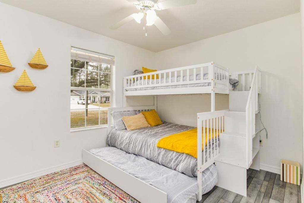 New! Close To Beach, Cozy, New Beds & Family Friendly 나바르 외부 사진