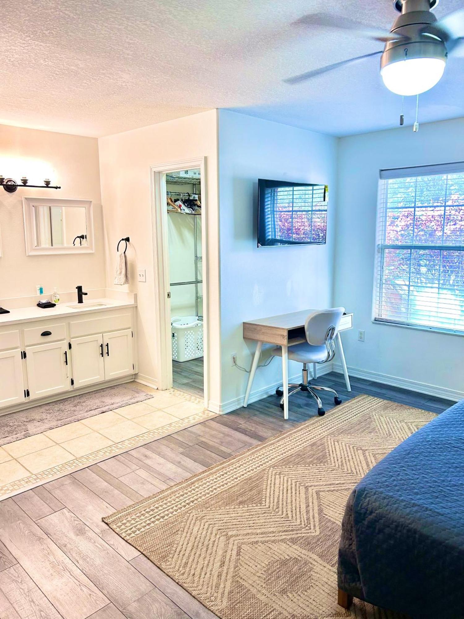 New! Close To Beach, Cozy, New Beds & Family Friendly 나바르 외부 사진